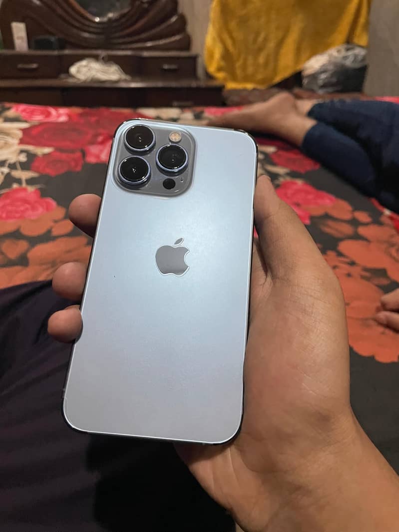 iphone 13 pro 1