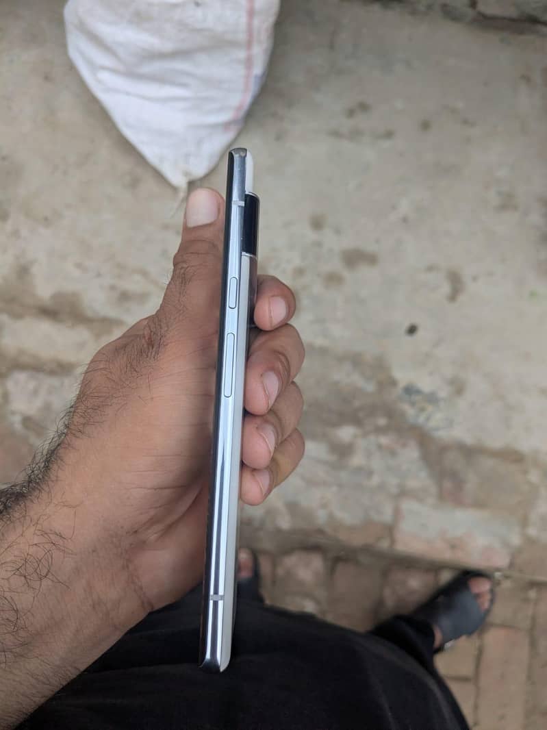 Google Pixel 6 Pro 2