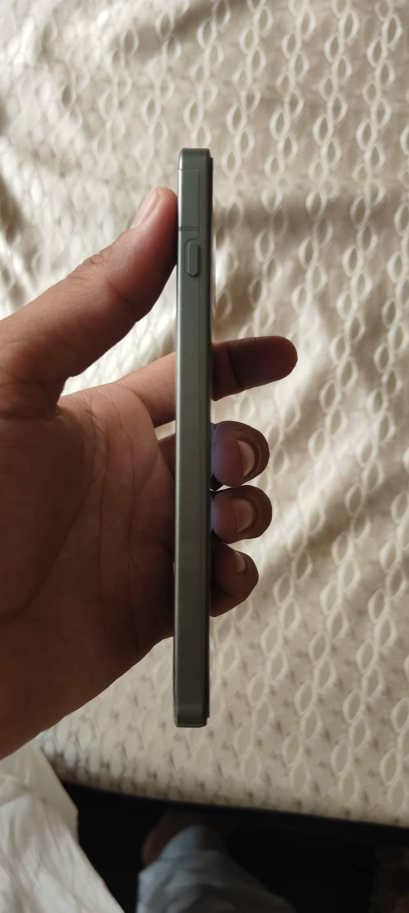 OnePlus 13s 4