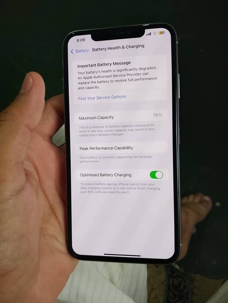 Apple iPhone X max 4