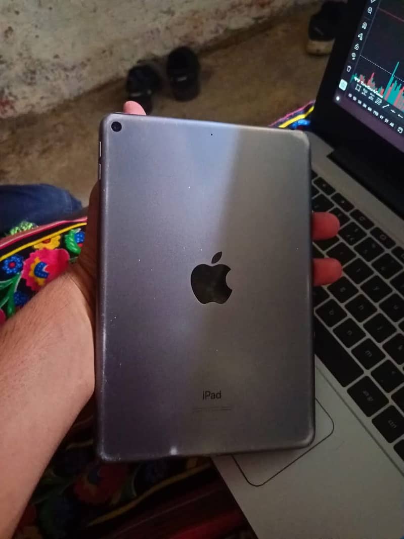 iPad mini 5 64gb 0