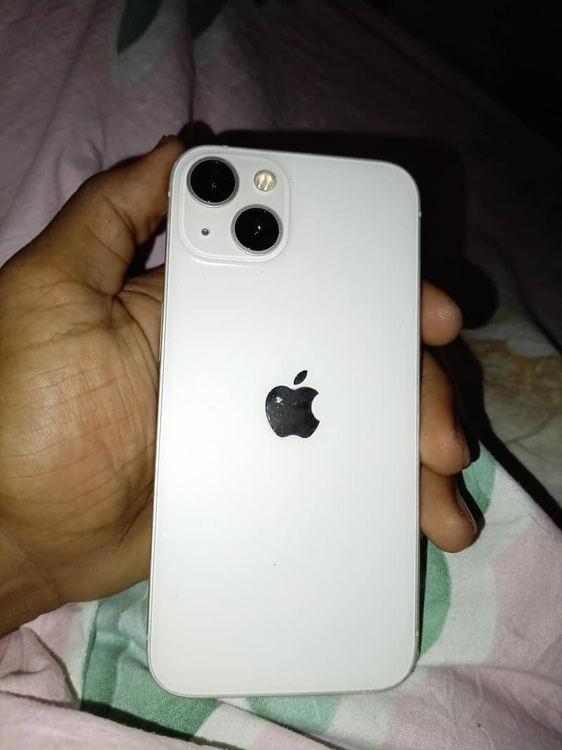 Apple iPhone 13 1