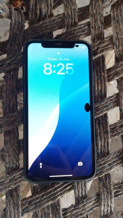 Apple iPhone XR