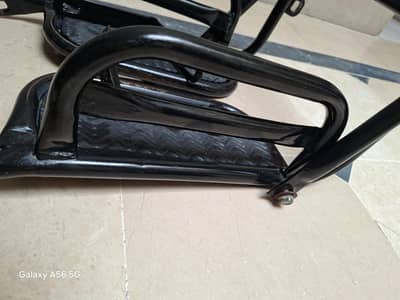 Suzuki 110s Footrest