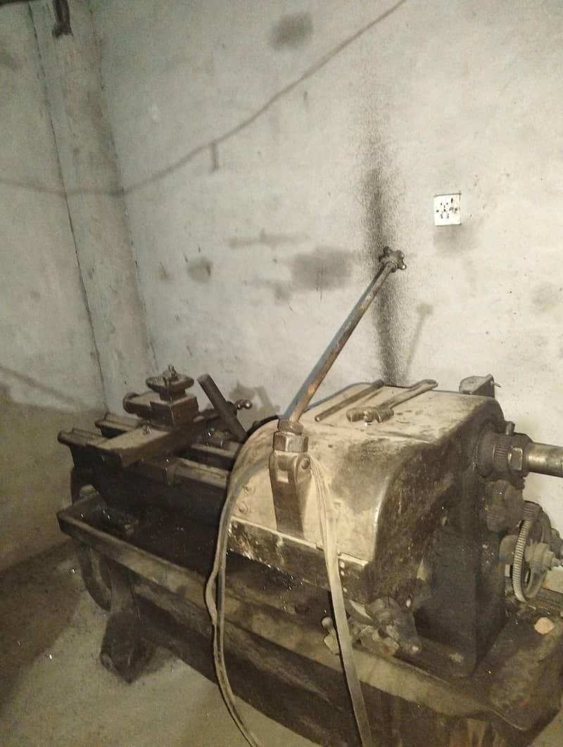 Lathe machine 2