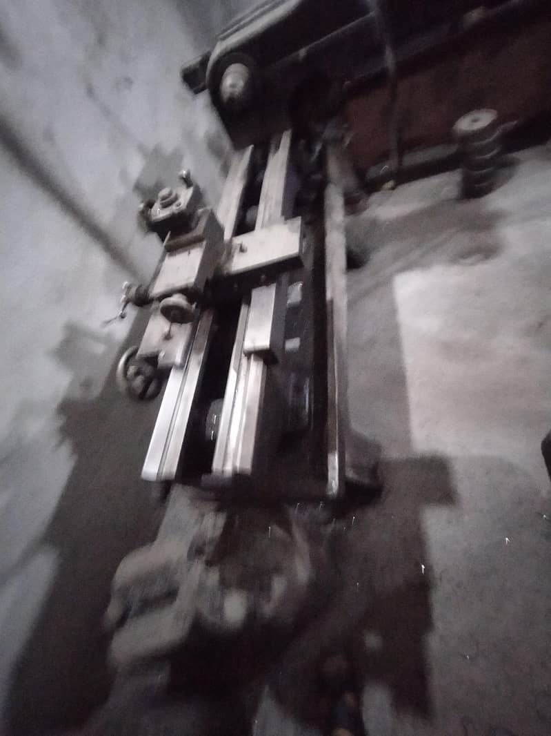 Lathe machine 4