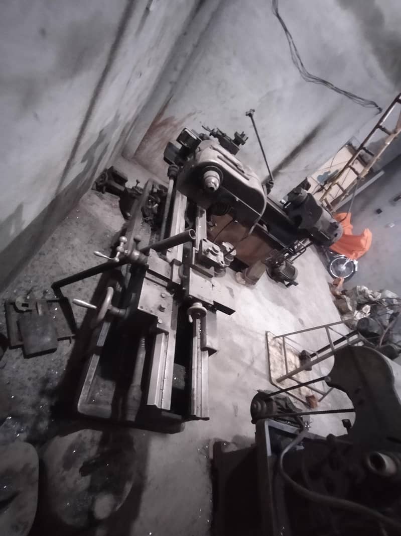 Lathe machine 6