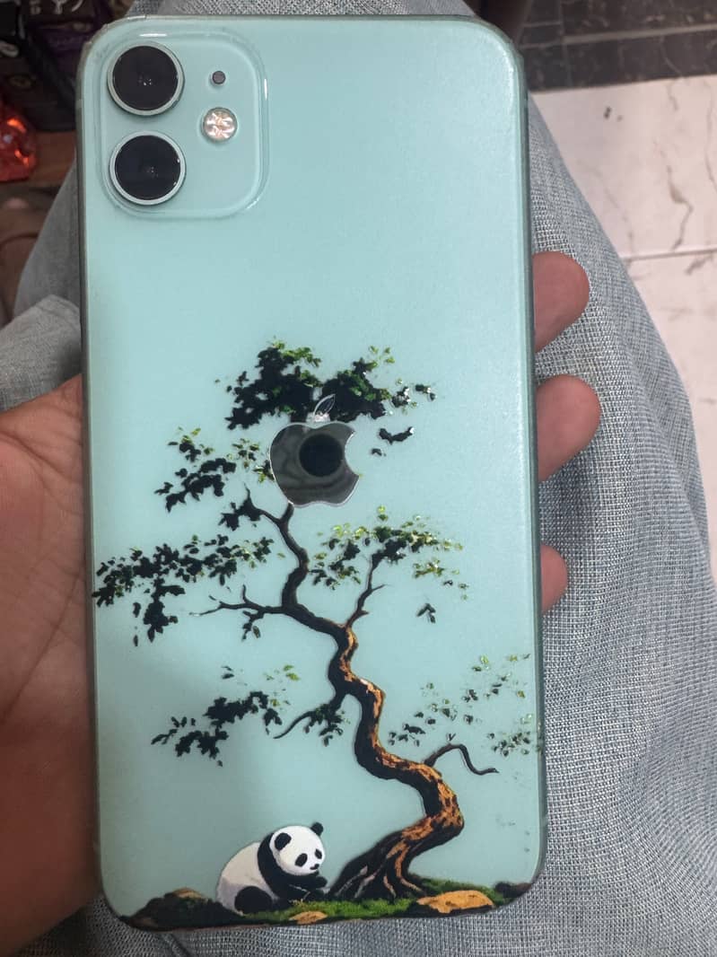 Apple iPhone 11 0