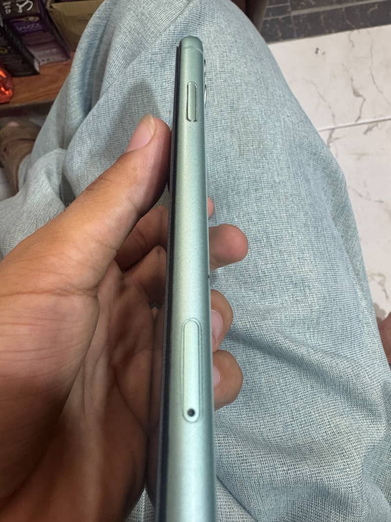 Apple iPhone 11 1