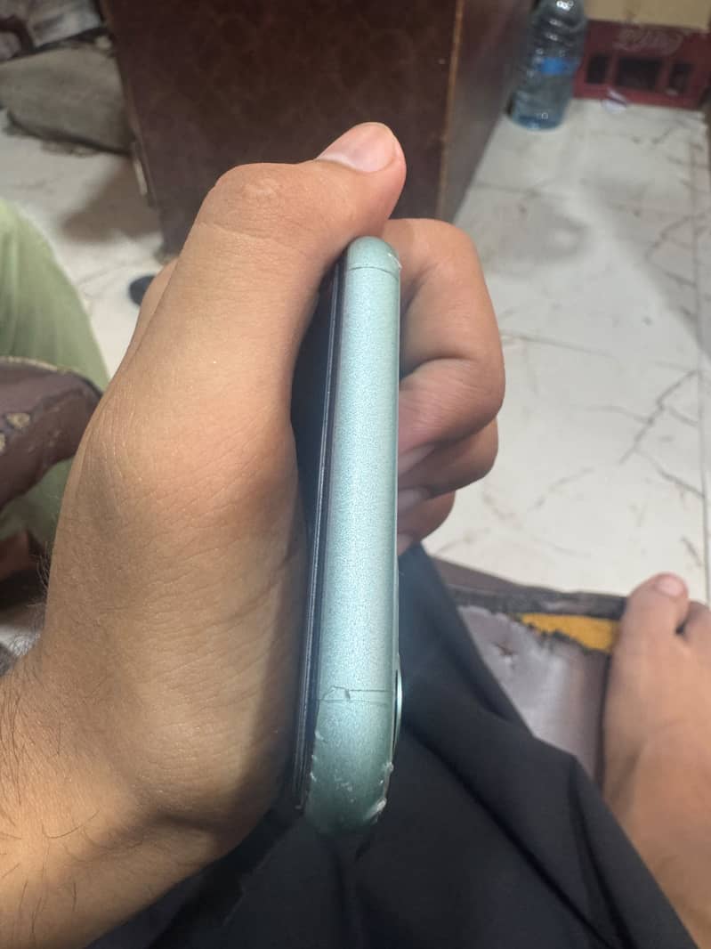 Apple iPhone 11 5