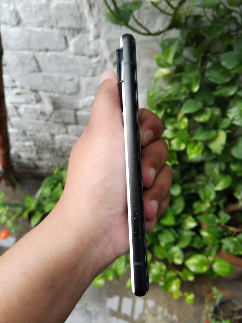 Google Pixel 6 3