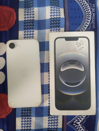 Apple iPhone 16e