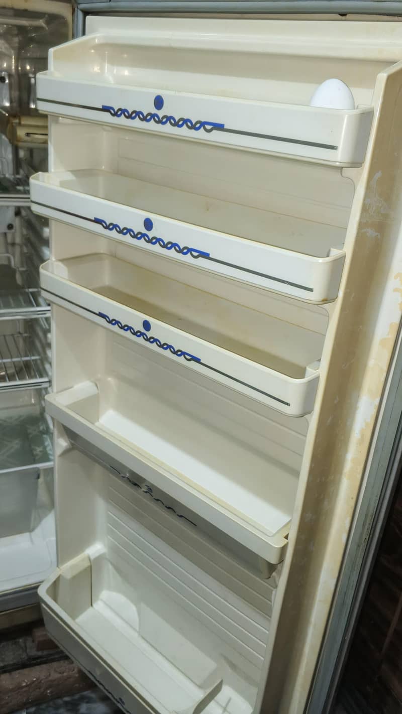 Dawlance fridge 2