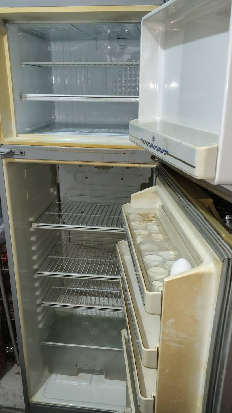 Dawlance fridge 3