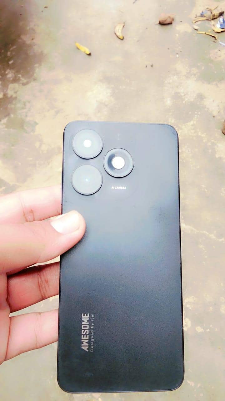 Itel A04 3