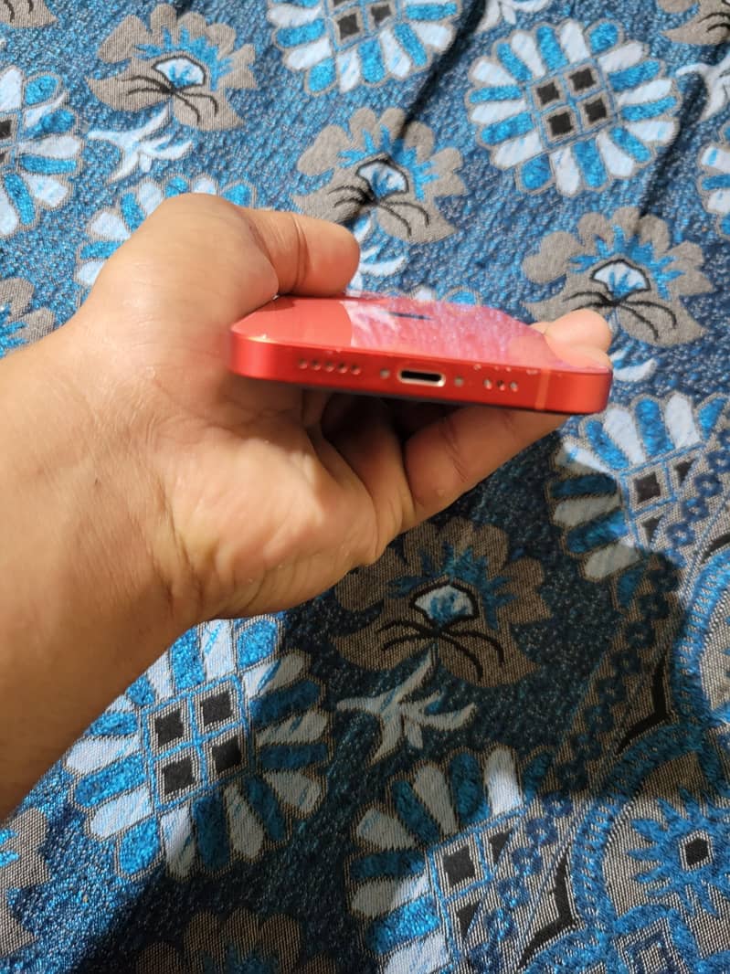 iphone 12 4