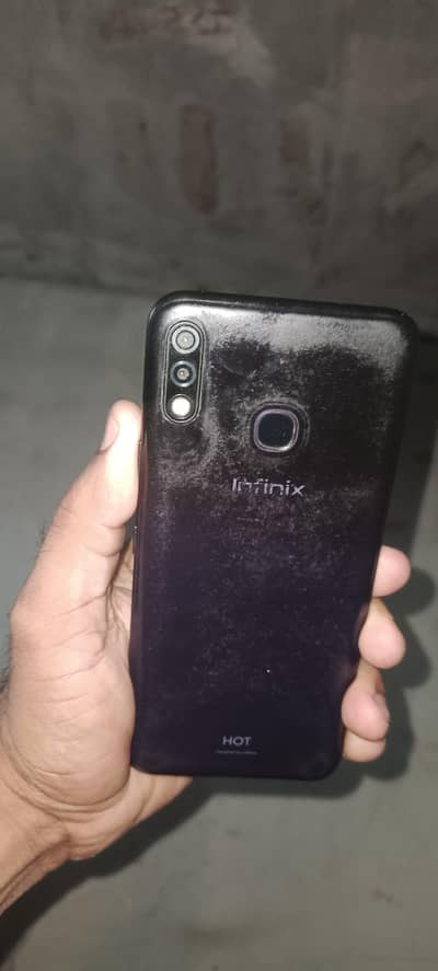 Infinix Hot 8 Lite