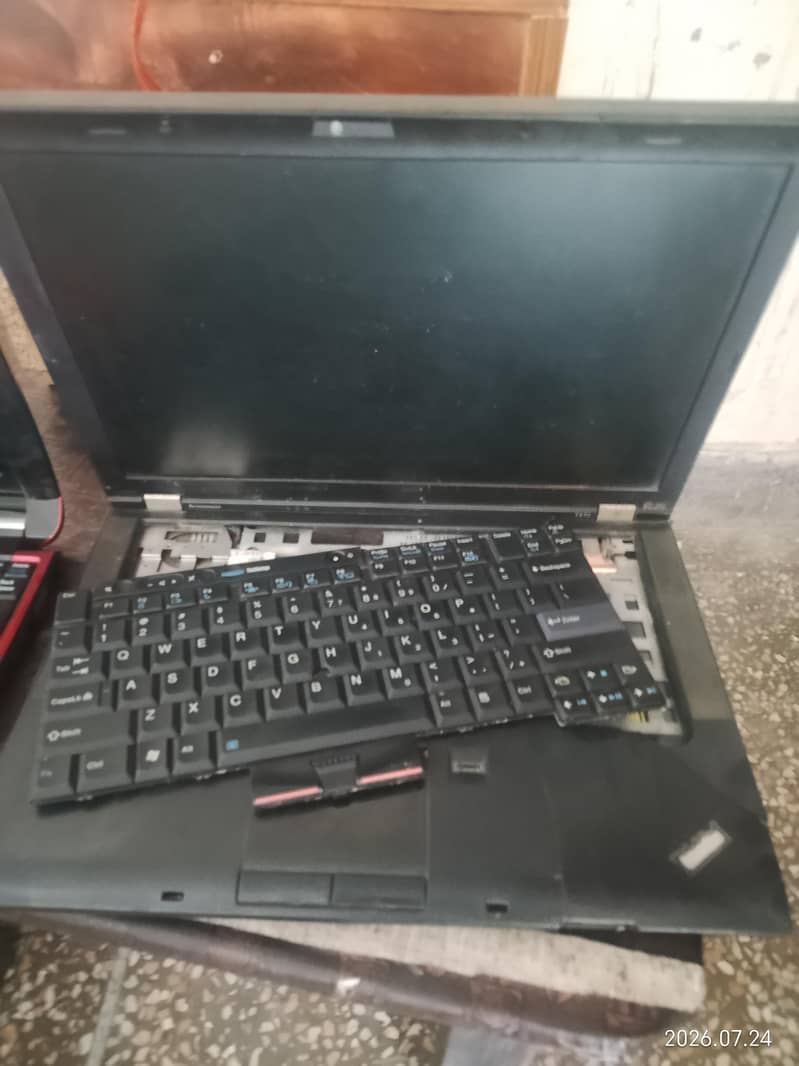 2 laptops 1