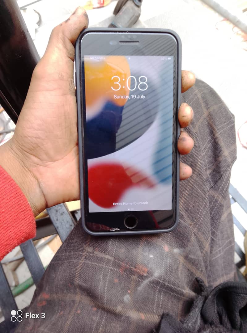 Apple iPhone 7 Plus 4