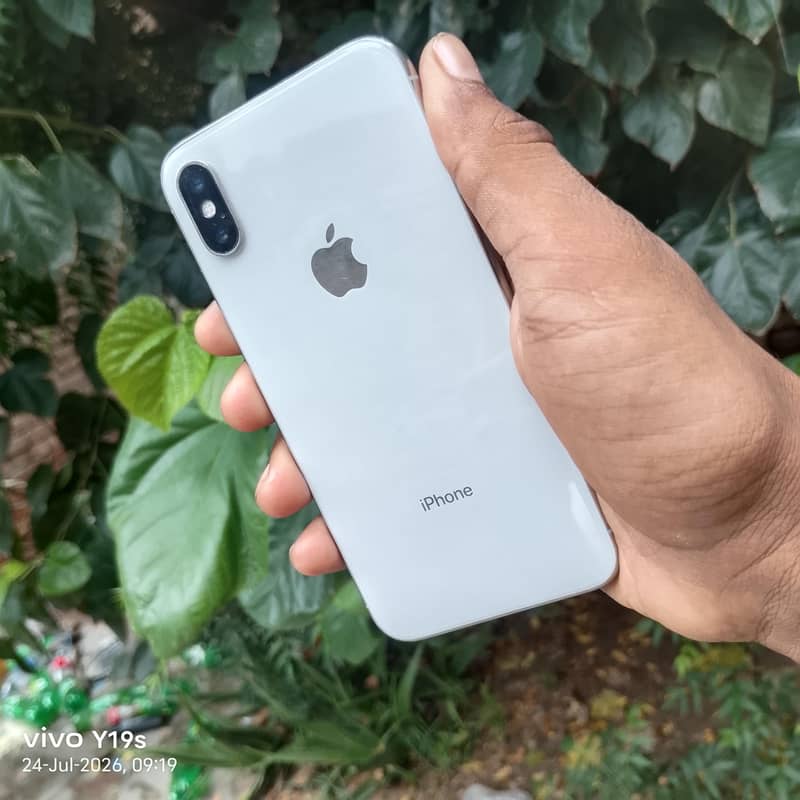 Apple iPhone X 0