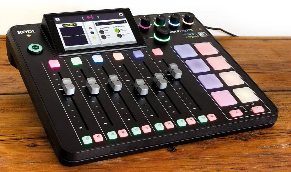 RØDECaster Pro II 0