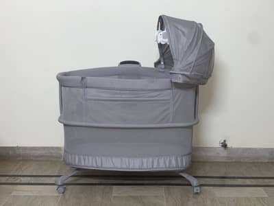 Mastela Dream Starlight Bedside Bassinet & Swing - Like New