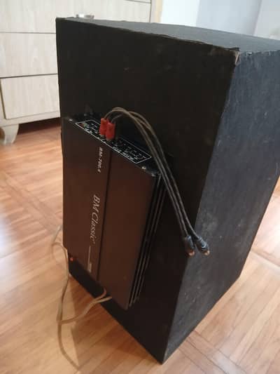 BM Classis 700.4 Amplifier and woofer