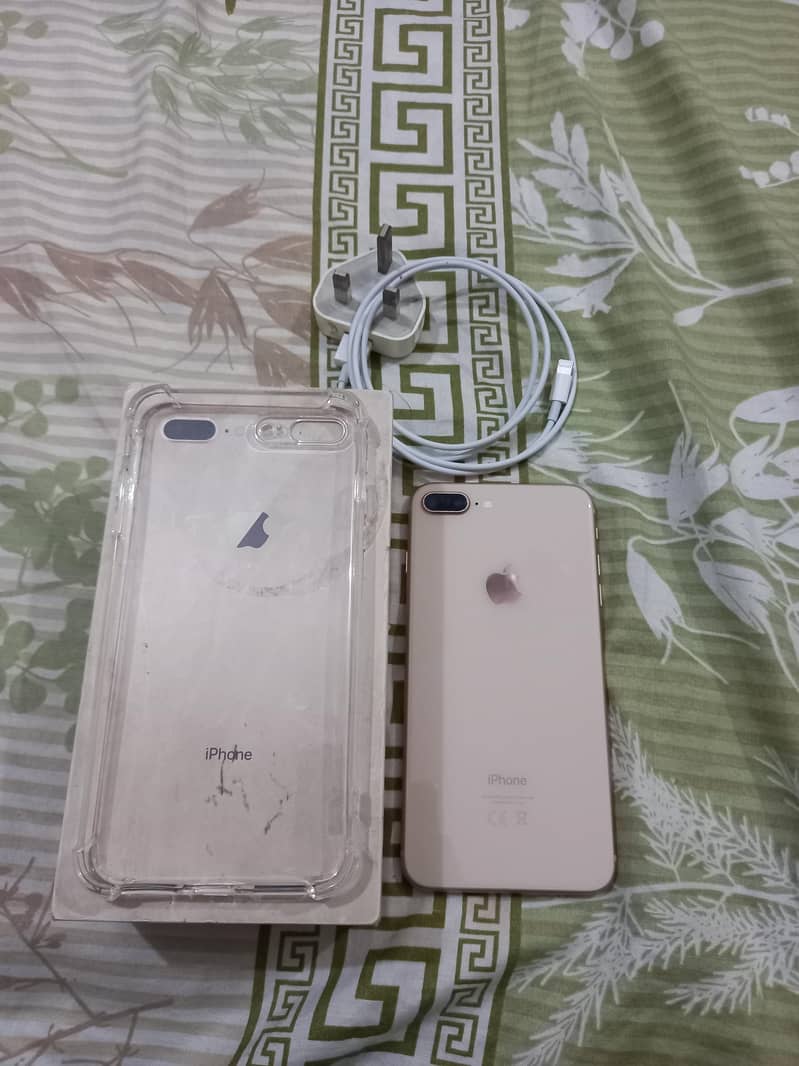 Apple iPhone 8 Plus 0