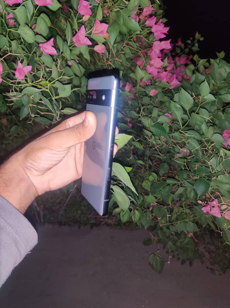 Google Pixel 7a 4