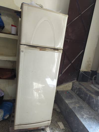 Dawlance medium size fridge