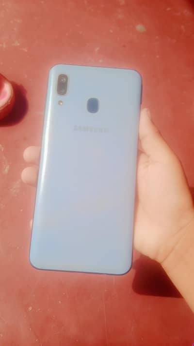 Samsung Mobile A20
