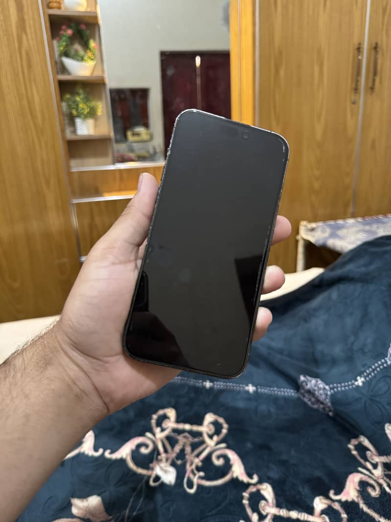 iPhone 14 Pro Max 5