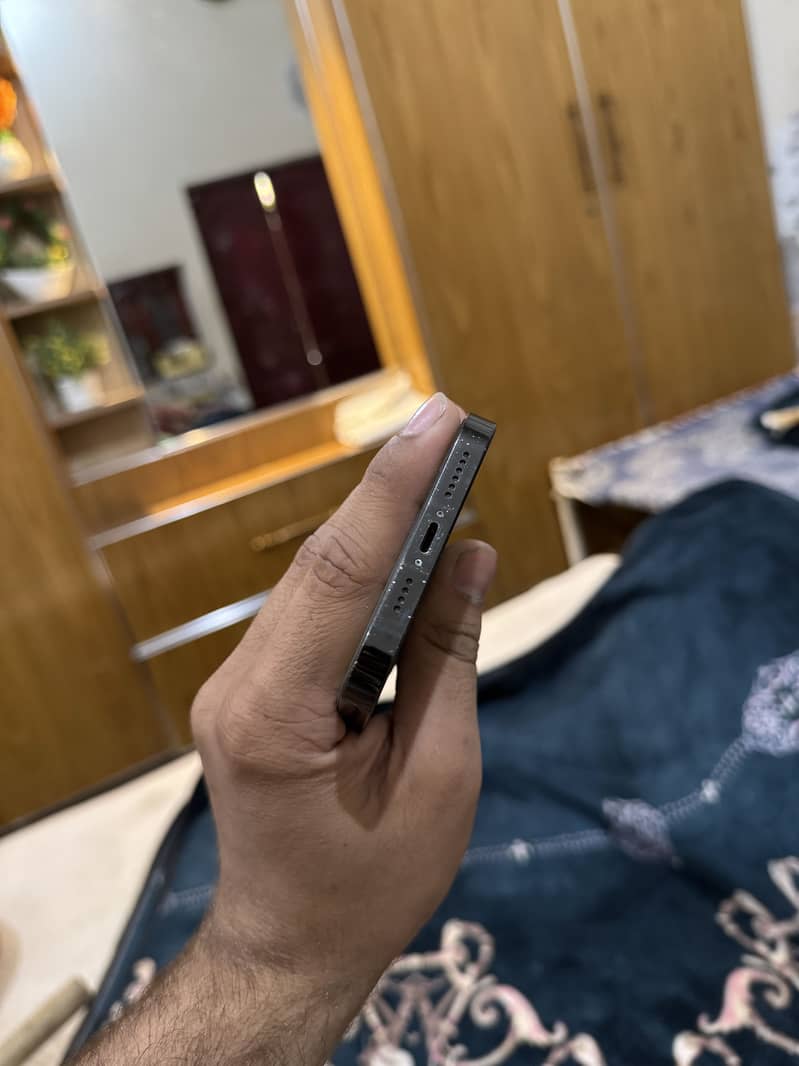 iPhone 14 Pro Max 6