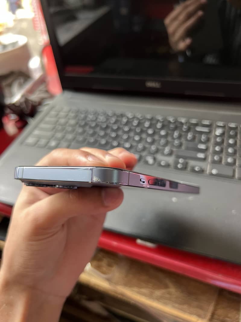 Apple iPhone 13 Pro Max 2