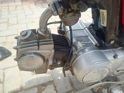 Honda 70cc bht hi achi condition ma hai 03228685906