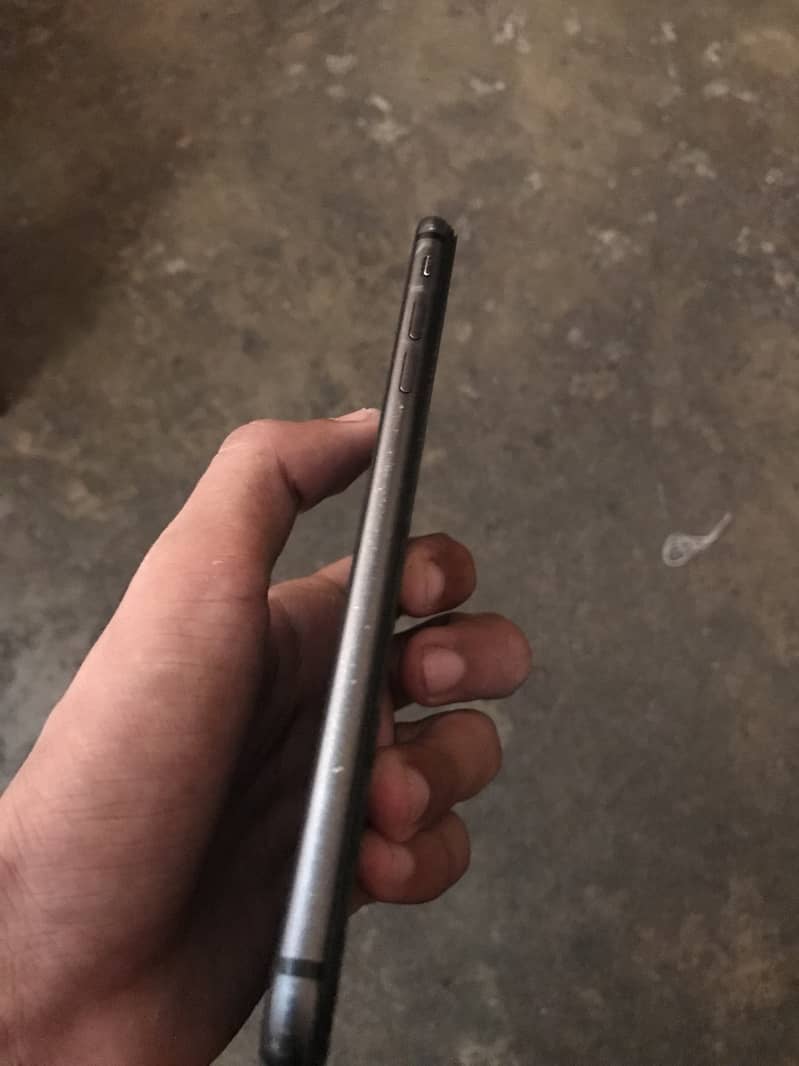 Apple iPhone 8 Plus PTA approved 2