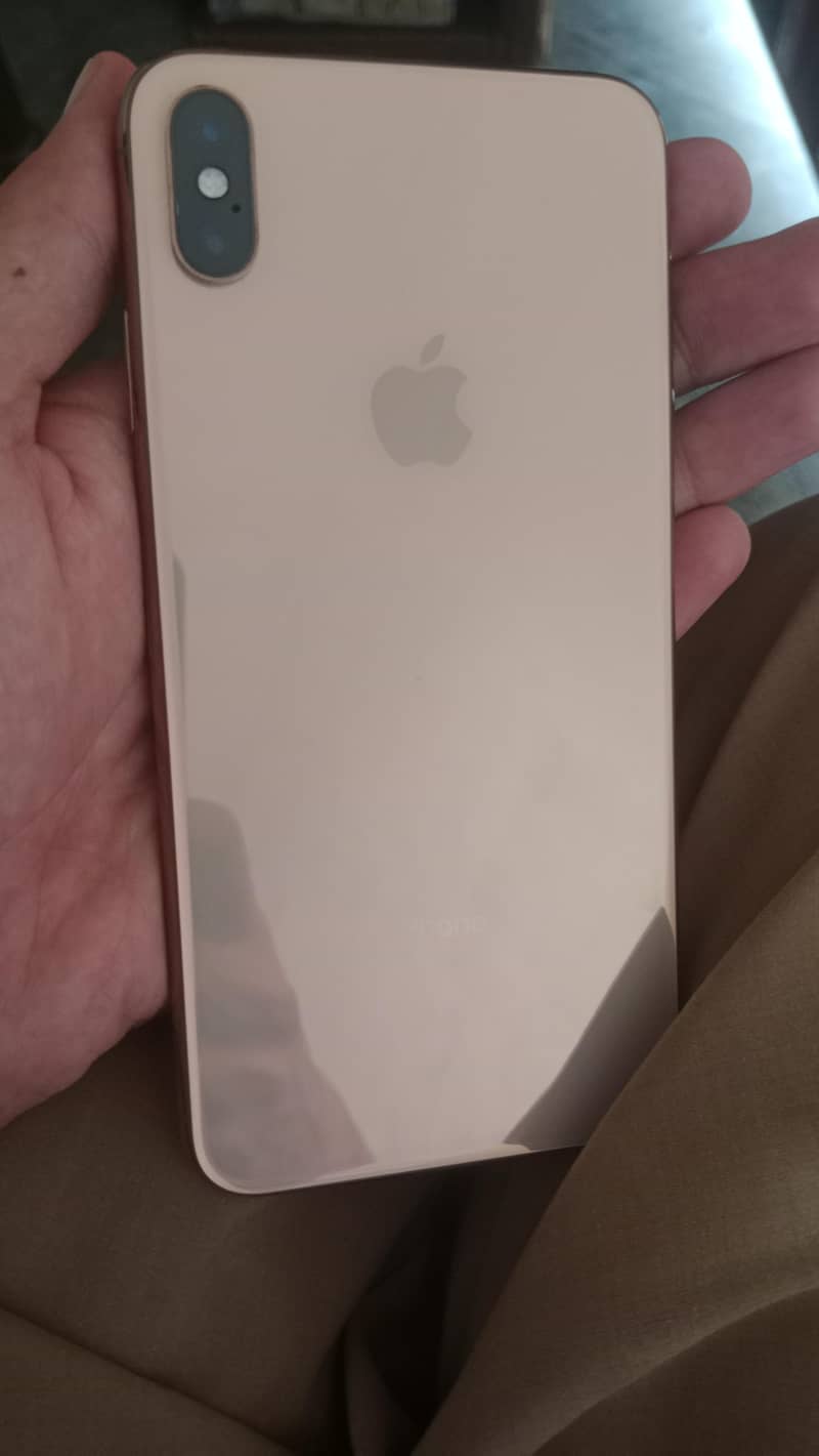 iphone xs max 1
