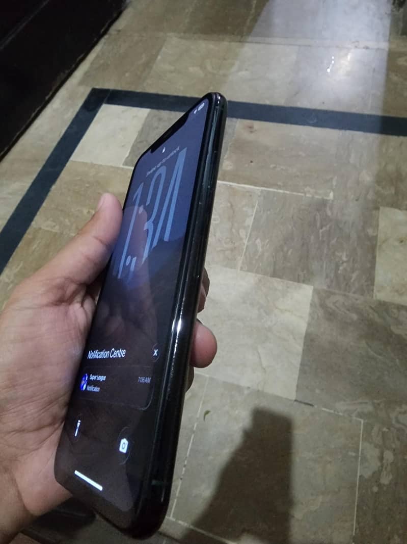 Apple iPhone 11 Pro Max 3