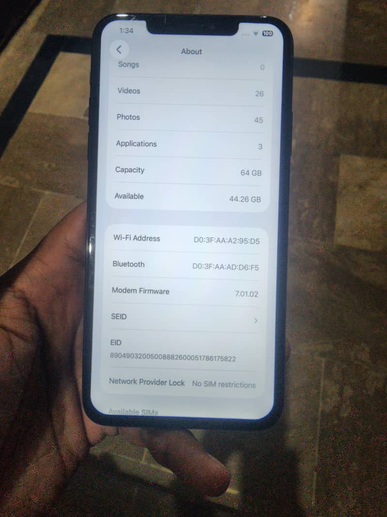 Apple iPhone 11 Pro Max 4