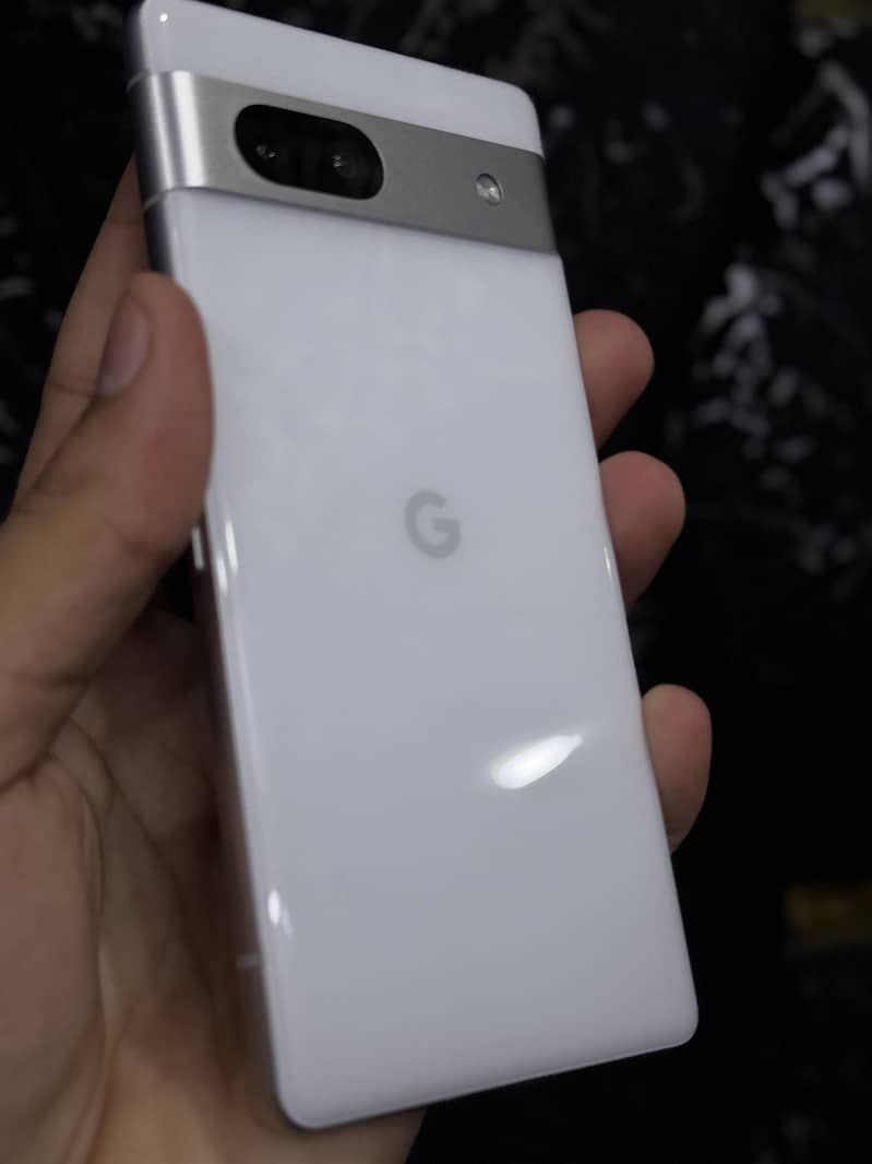 Google Pixel 7A 5