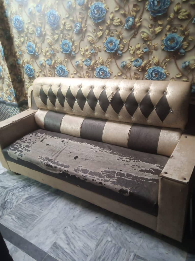 sofa & machine 1