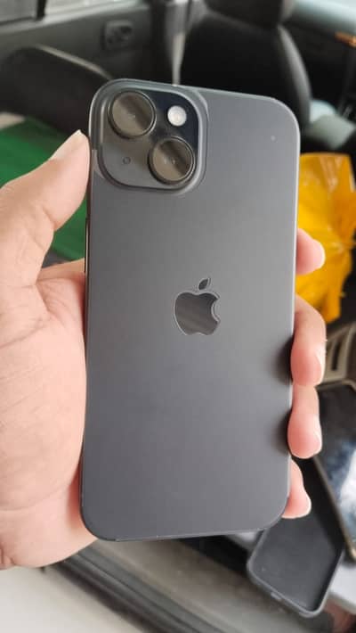 Apple iPhone 15