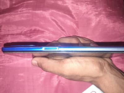OPPO A54 4. . . 128 GB may ha daba nhi ha charger ha bas