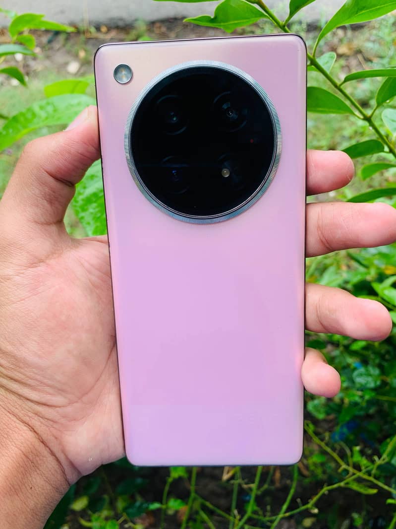 Infinix Zero 40 complete box 2