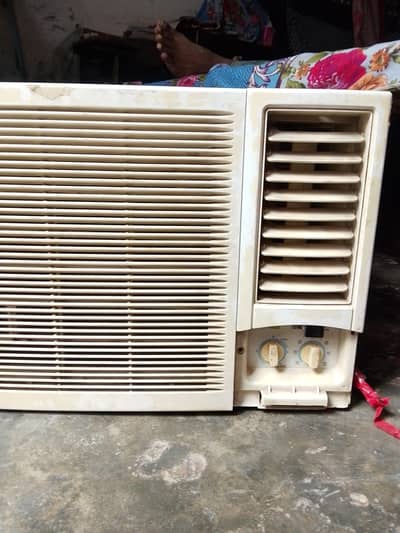 window AC