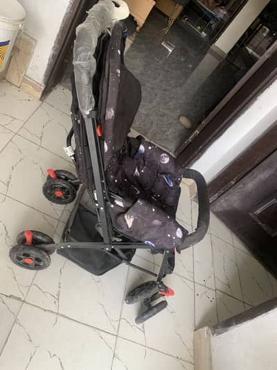 Pram used only 10 days