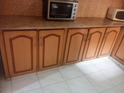 12 cabinets doors n 3 drawers in 9000