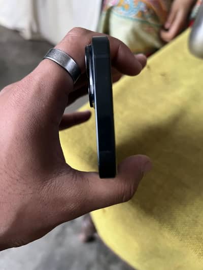 Apple iPhone 14