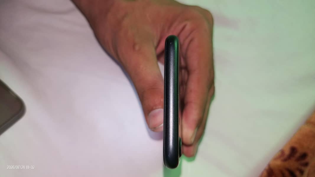 Apple iPhone 7 4