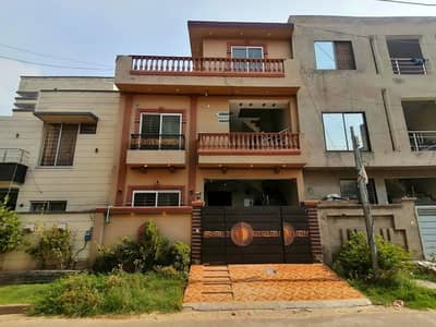 Prime Location House For sale Situated In Punjab University Phase 2 - Block B